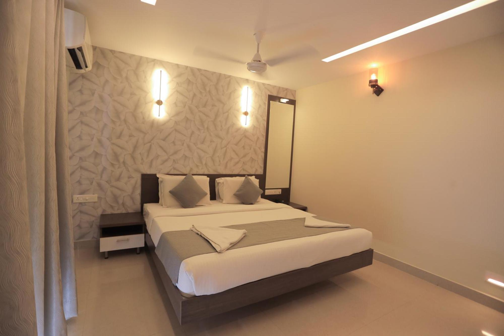 Hotel Shoolin Grand Mangaluru Zewnętrze zdjęcie